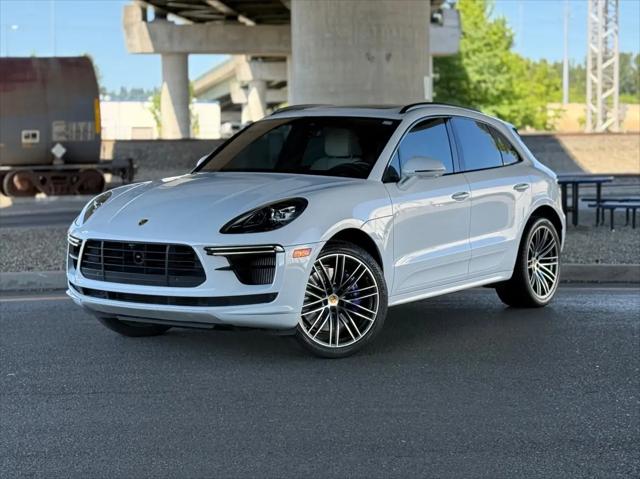 2021 Porsche Macan Turbo