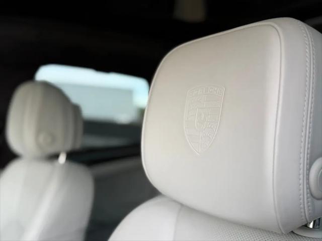 2021 Porsche Macan Turbo