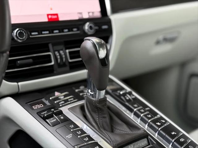 2021 Porsche Macan Turbo