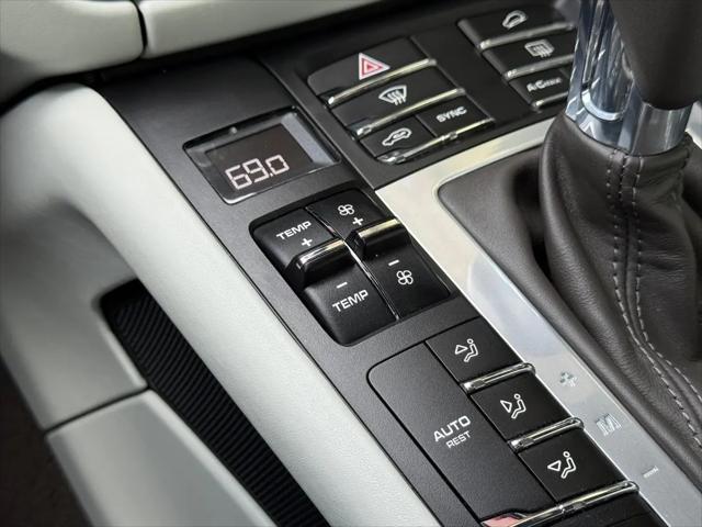 2021 Porsche Macan Turbo