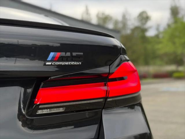 2023 BMW M5 Standard