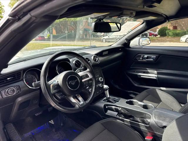 2017 Ford Mustang V6