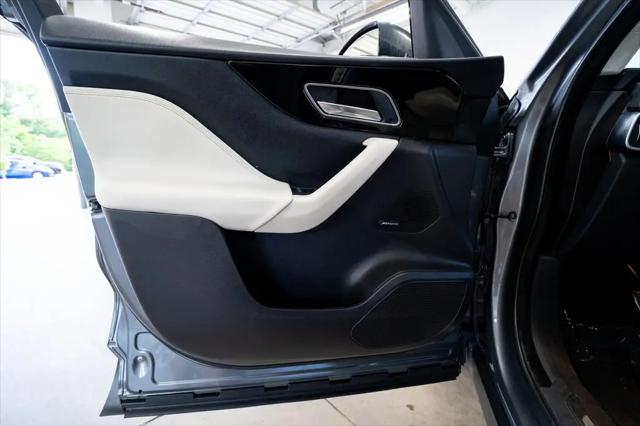 2019 Jaguar F-PACE 25t Prestige