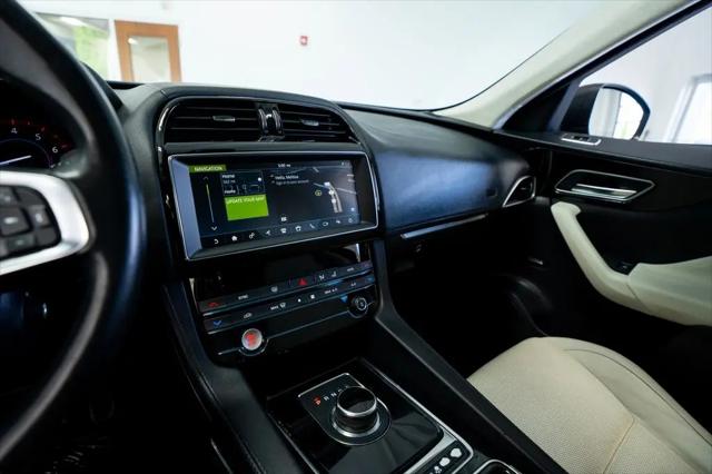 2019 Jaguar F-PACE 25t Prestige