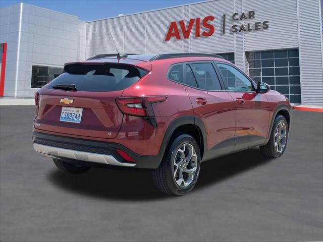2025 Chevrolet Trax FWD LT