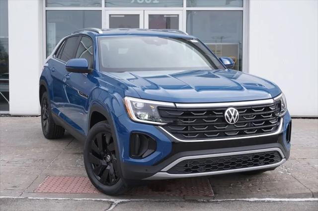 2026 Volkswagen Atlas Cross Sport SE with Technology