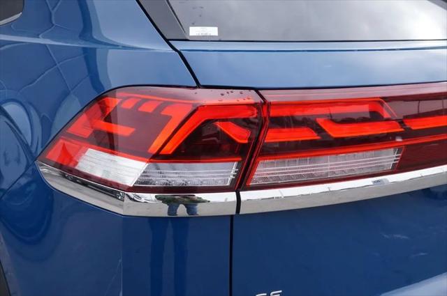 2026 Volkswagen Atlas Cross Sport SE with Technology