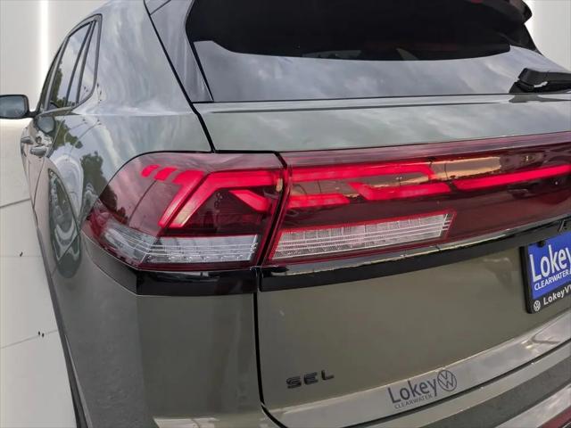 2026 Volkswagen Atlas Cross Sport SEL R-Line Black