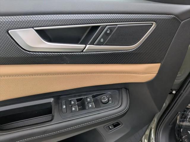 2026 Volkswagen Atlas Cross Sport SEL R-Line Black