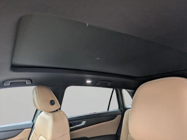 2026 Volkswagen Atlas Cross Sport SEL R-Line Black