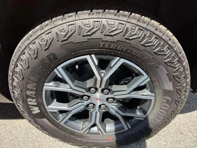 2026 GMC Acadia AT4 AWD