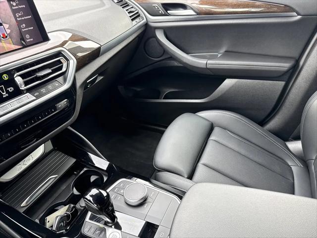 2024 BMW X4 xDrive30i