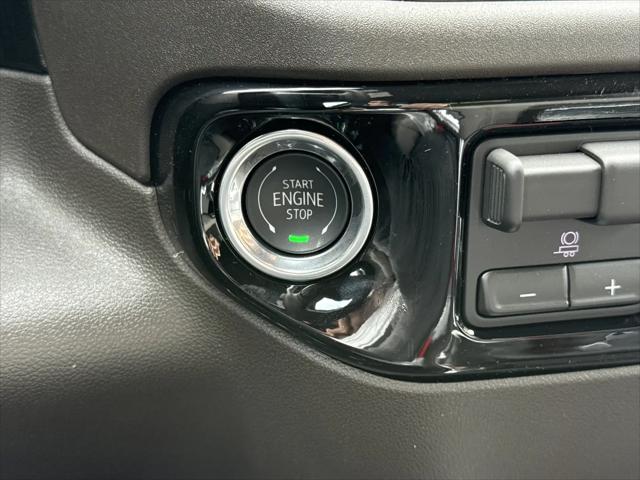 2026 GMC Sierra 2500HD Crew Cab, Standard Bed, SLT, 4WD