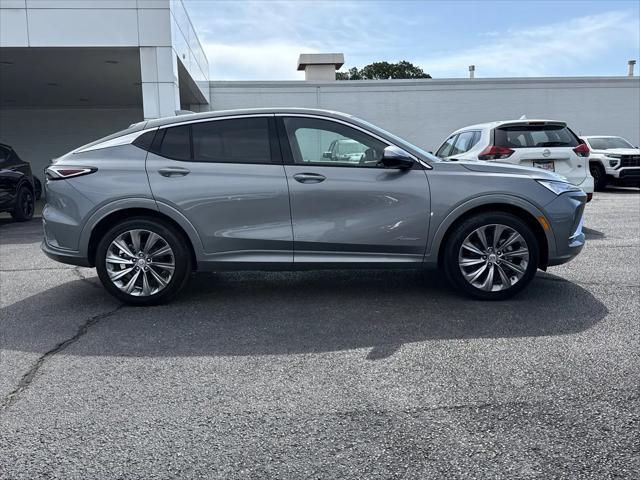 2026 Buick NV Avenir FWD
