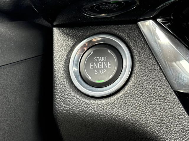 2026 Buick NV Avenir FWD