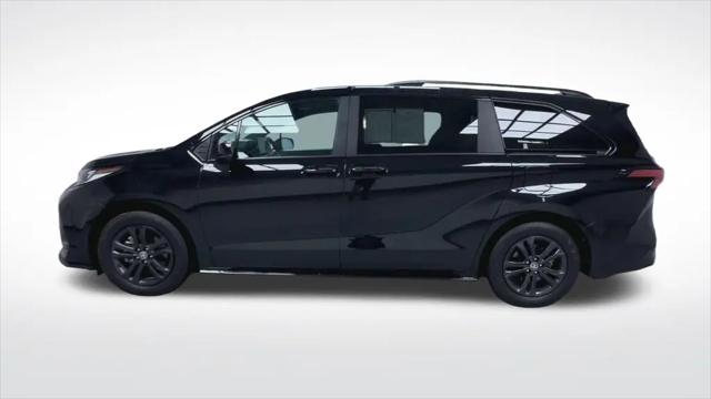 2025 Toyota Sienna XSE