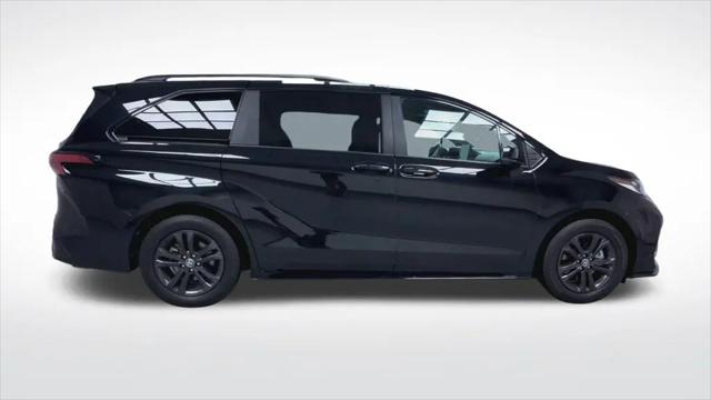 2025 Toyota Sienna XSE
