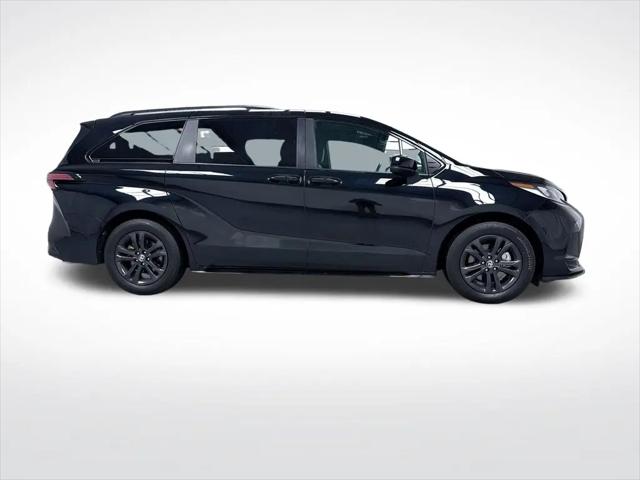2025 Toyota Sienna XSE