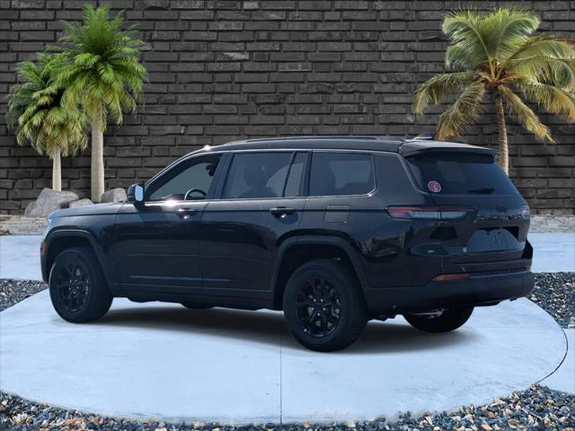 2026 Jeep Grand Cherokee L Altitude 4x2