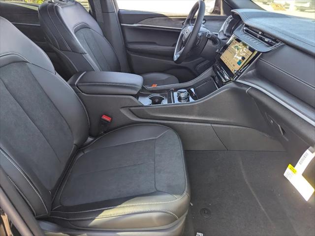 2026 Jeep Grand Cherokee L Altitude 4x2