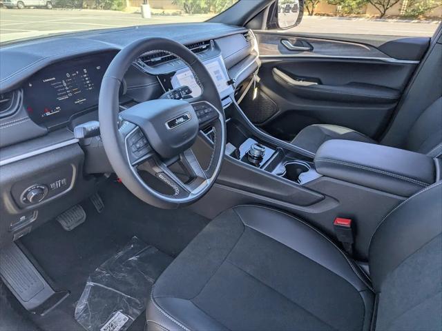 2026 Jeep Grand Cherokee L Altitude 4x2