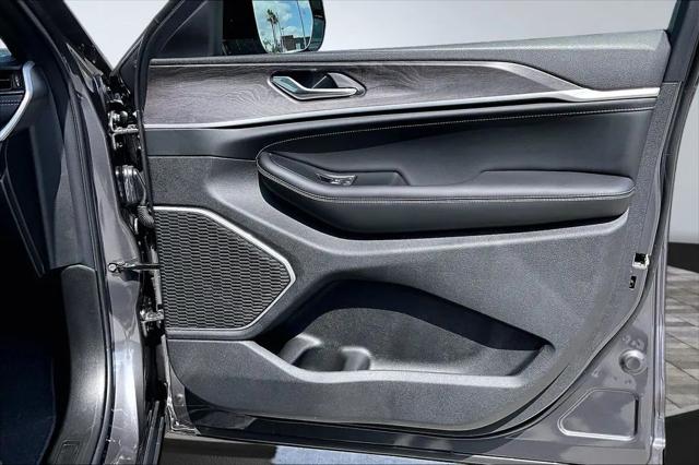 2026 Jeep Grand Cherokee L Limited Reserve