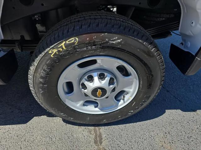 2026 Chevrolet Silverado 2500HD Crew Cab, Standard Bed, WT, 4WD