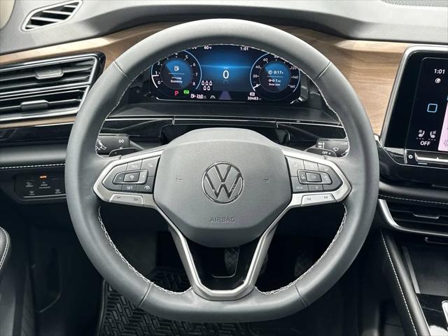 2024 Volkswagen Atlas 2.0T SE w/Technology