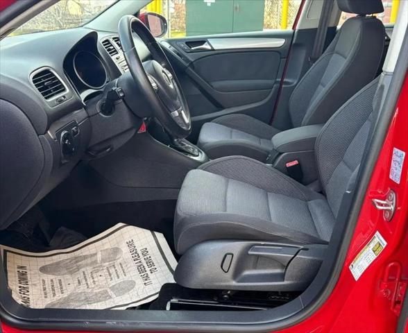 2013 Volkswagen Golf 2.5L 4-Door