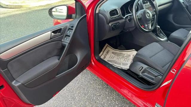 2013 Volkswagen Golf 2.5L 4-Door
