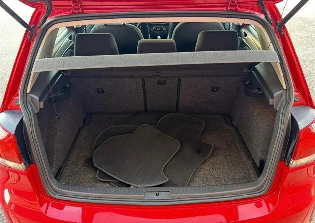 2013 Volkswagen Golf 2.5L 4-Door
