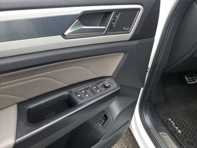 2022 Volkswagen Atlas 3.6L V6 SEL Premium R-Line