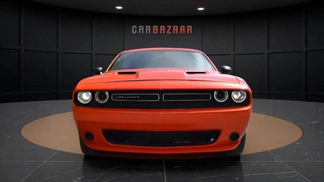 2015 Dodge Challenger SXT