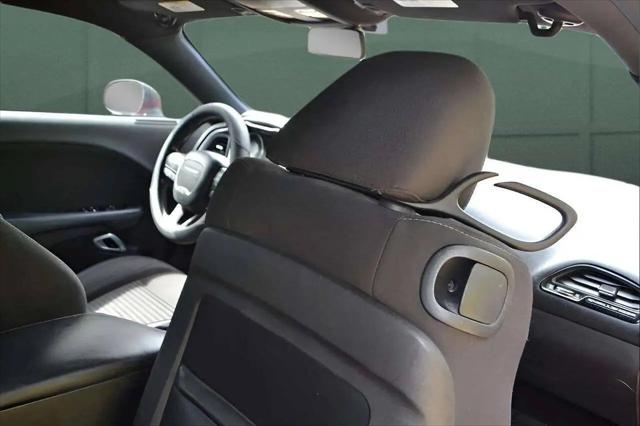 2015 Dodge Challenger SXT