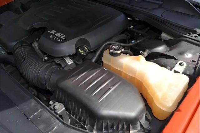 2015 Dodge Challenger SXT
