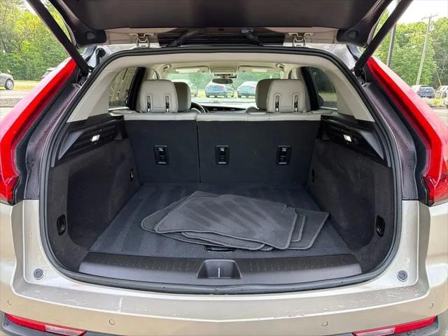 2022 Cadillac XT4 FWD Luxury