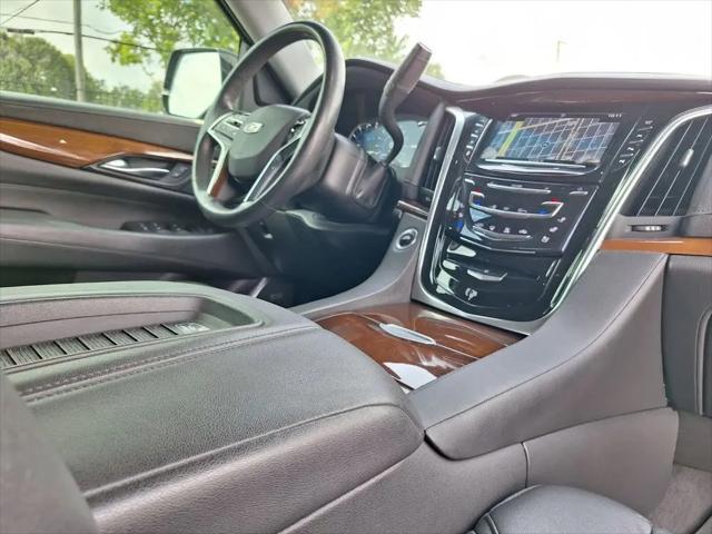2020 Cadillac Escalade 2WD Premium Luxury