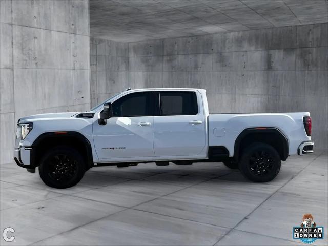 2025 GMC Sierra 2500HD 4WD Crew Cab Standard Bed AT4