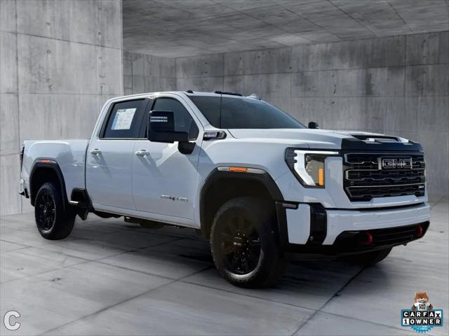 2025 GMC Sierra 2500HD 4WD Crew Cab Standard Bed AT4