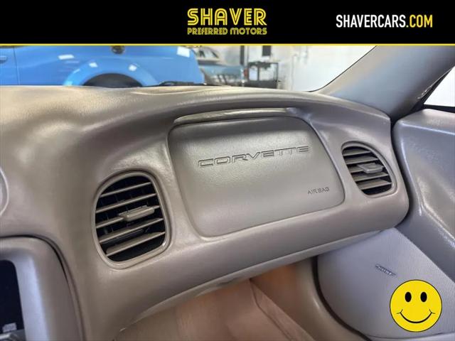 2003 Chevrolet Corvette Base