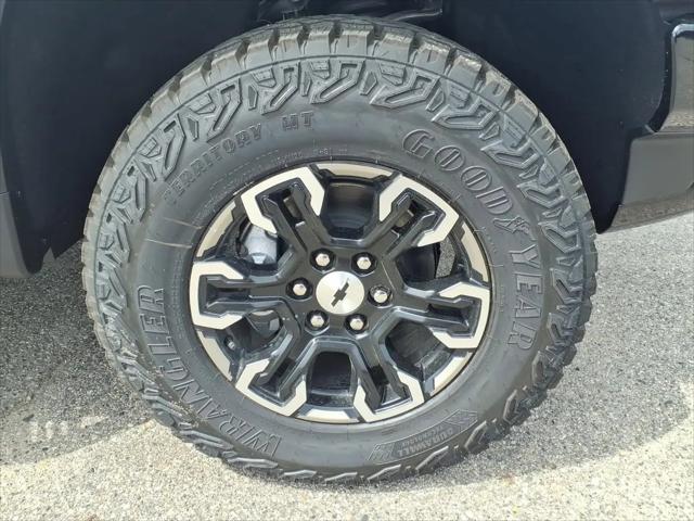 2026 Chevrolet Silverado 1500 4WD Crew Cab Short Bed ZR2