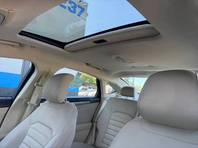 2014 Ford Fusion Hybrid SE
