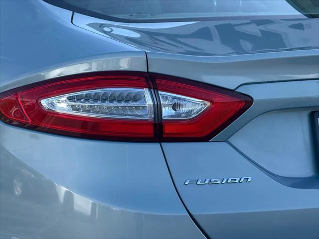 2014 Ford Fusion Hybrid SE