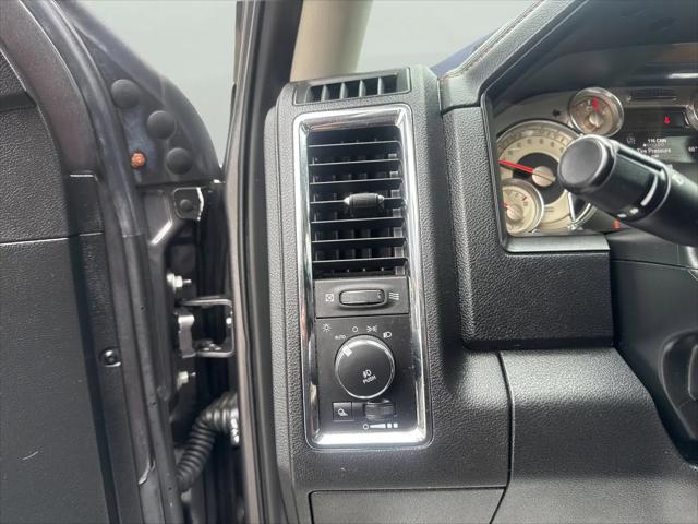 2017 Ram 1500 Longhorn Crew Cab 4x4 64 Box
