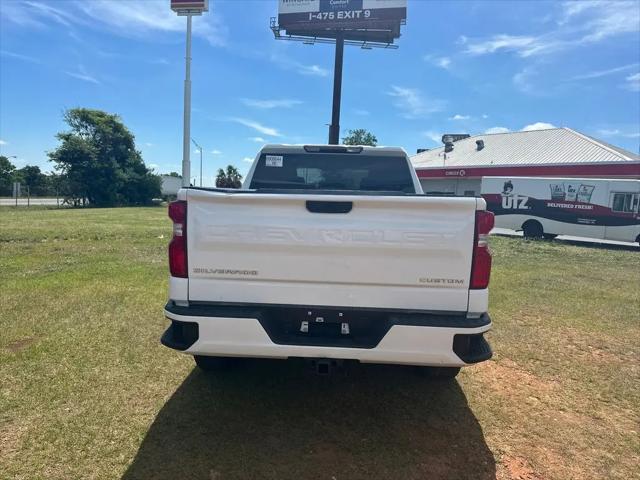2021 Chevrolet Silverado 1500 2WD Crew Cab Short Bed Custom