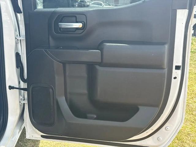 2021 Chevrolet Silverado 1500 2WD Crew Cab Short Bed Custom