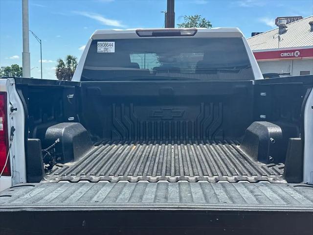 2021 Chevrolet Silverado 1500 2WD Crew Cab Short Bed Custom