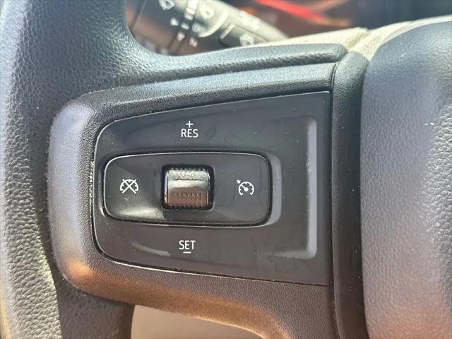 2021 Chevrolet Silverado 1500 2WD Crew Cab Short Bed Custom