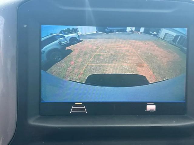 2021 Chevrolet Silverado 1500 2WD Crew Cab Short Bed Custom