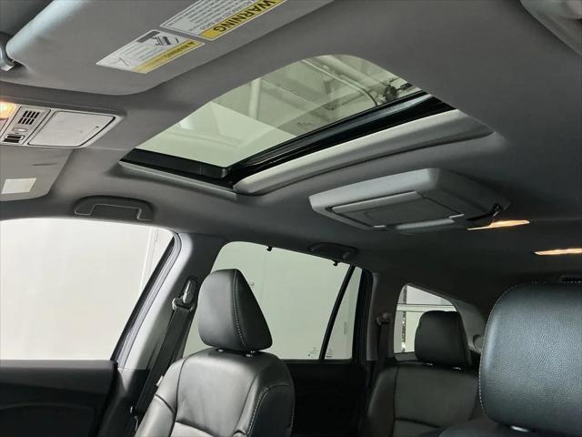 2021 Honda Pilot AWD Touring 8 Passenger